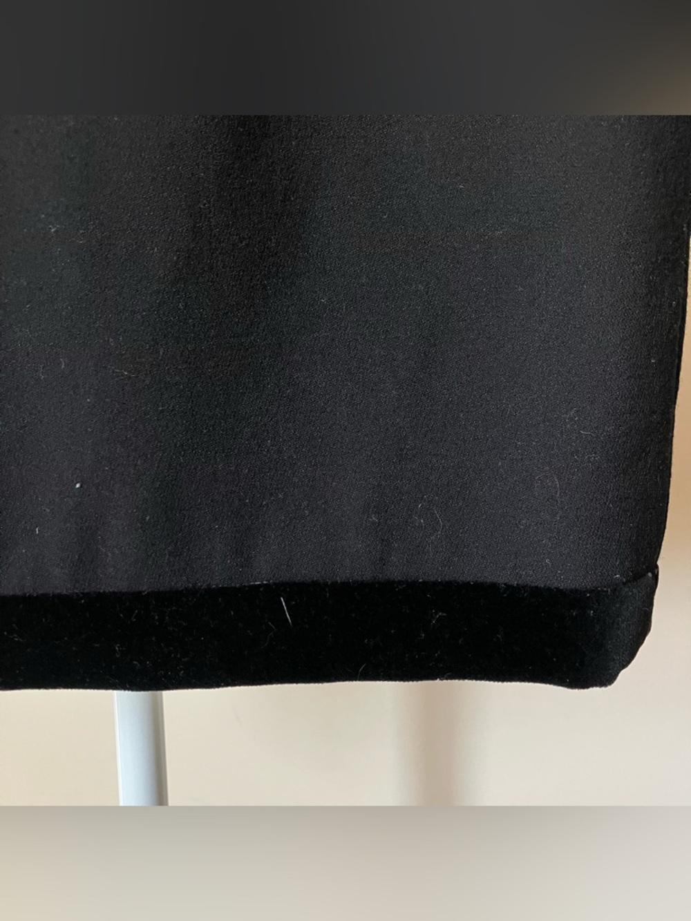 Escada Couture Vintage Black Velvet Trim Mini Wool Pencil Skirt size 34 - Picture 5 of 8